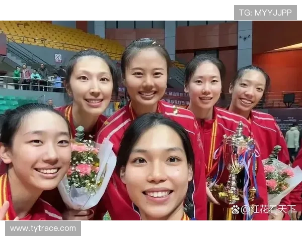 女排三小将齐爆发唐欣成王副攻稳